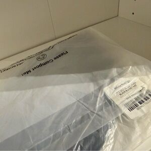 Olivia Rodrigo | It’s brutal out here bucket hat